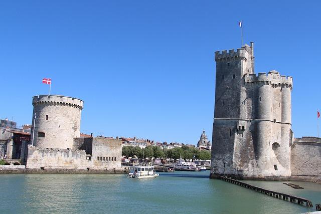 La rochelle Université soutient le mouvement « Stand Up For science » France - La Rochelle Université