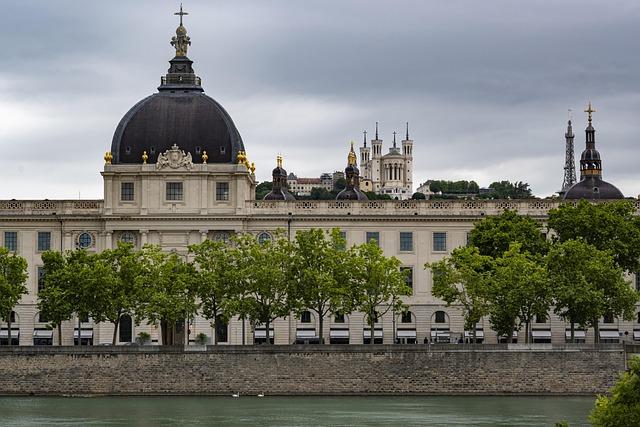 La colline de ‍Fourvière : un panorama ​à ne pas manquer