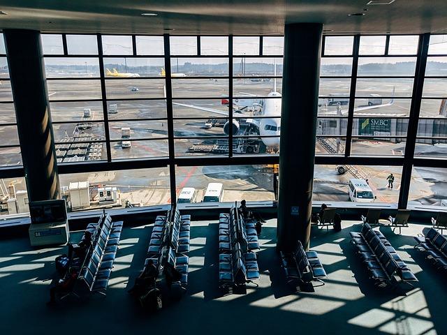 Laéroport comme acteur clé de la mobilité régionale : perspectives et défis