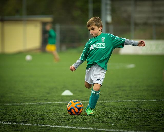 Évolution des stars du foot français : parcours et choix depuis 2018