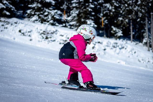 Les spécificités techniques du ski-alpinisme et son équipement essentiel