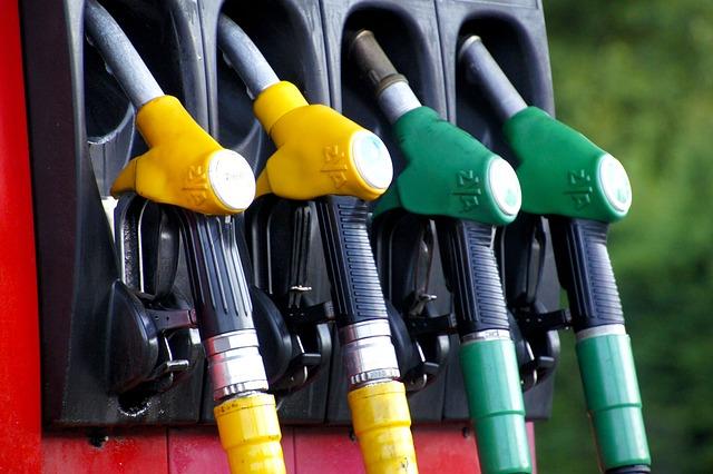 Les enjeux environnementaux et économiques du carburant durable à Marseille