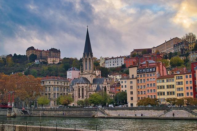Lyon sous le soleil : un premier souffle printanier en mars