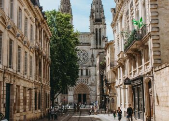 « Bordeaux incontournable » : ces timbres collectors montrent les plus beaux lieux de la ville – Ouest-France
