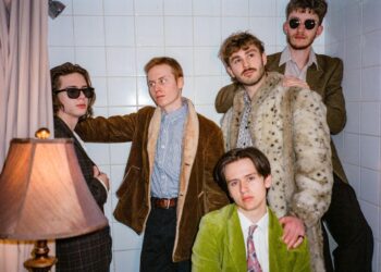 VIDÉO – « Vos gueules ! » : les riverains d&rsquo;un hôtel de Nice excédés par les nuisances sonores – francebleu.fr