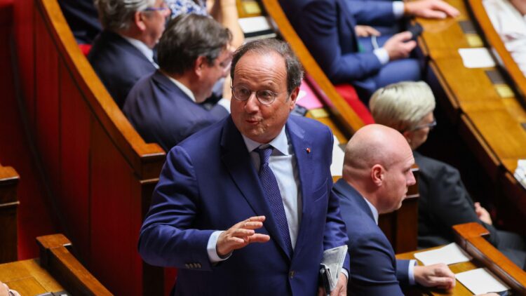 « Réfugié scientifique » : François Hollande veut « donner à la science toute sa place et à la France tout son rôle » – Radio France