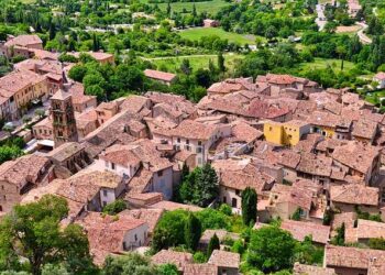 Marie Tharp et la tectonique des plaques : une recherche sans faille – Radio France Marie Tharp et la tectonique des plaques : une recherche sans faille – Radio France