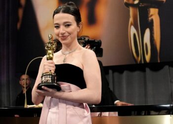 Anora: Sean Baker&rsquo;s Cannes Sensation That Divided Audiences!