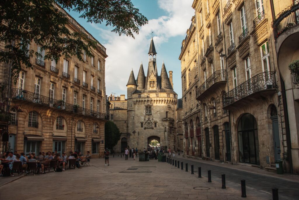 Bordeaux: La Destination Idéale pour S’installer en France!