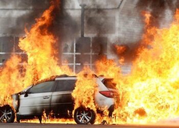 Incendie de voiture sur l’A25 : des kilomètres de bouchons à la sortie de Lille !