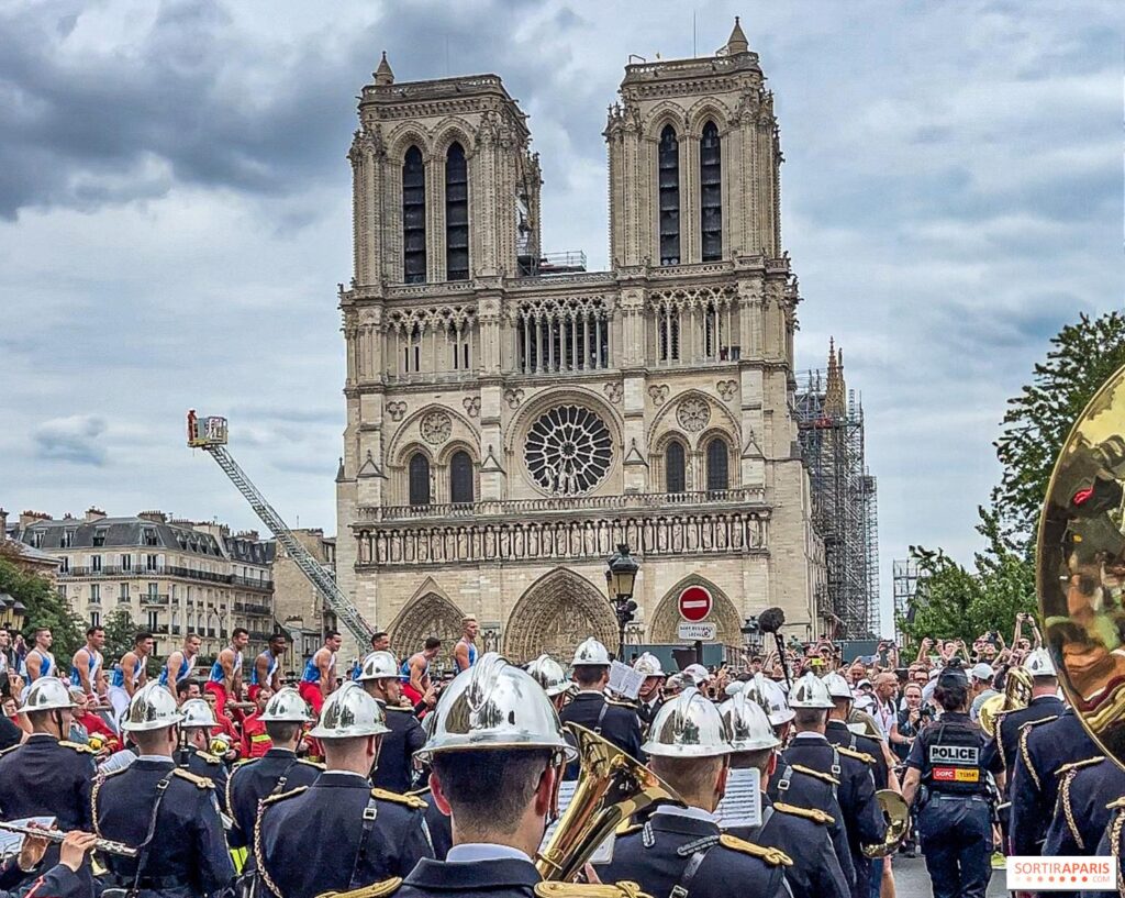 Les Liens Étonnants entre le Pape François et la France : Une Relation Complexe à Travers Notre-Dame, la Corse et Marseille