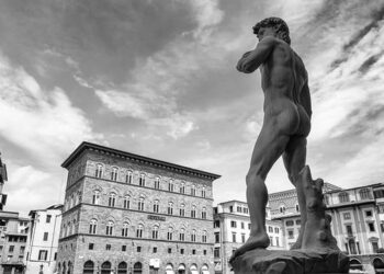 Discover the Hottest New Singles from Damiano David, Ronisia, and More!