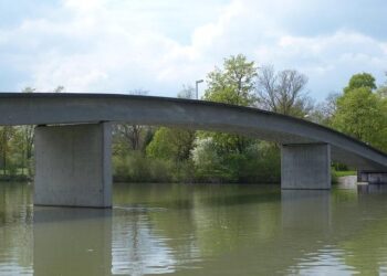 Friedrich Merz and Macron Unite in Paris: A Bold New Vision for Europe!