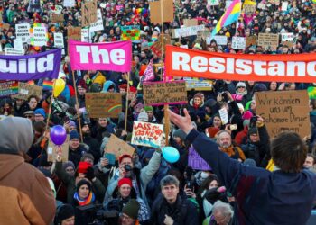 Des milliers de voix s’élèvent à Paris contre l’islamophobie ce dimanche !