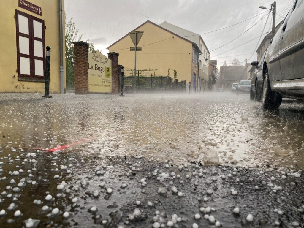 Après l’orage de grêle spectaculaire en Gironde : Découvrez les prévisions météo à venir !