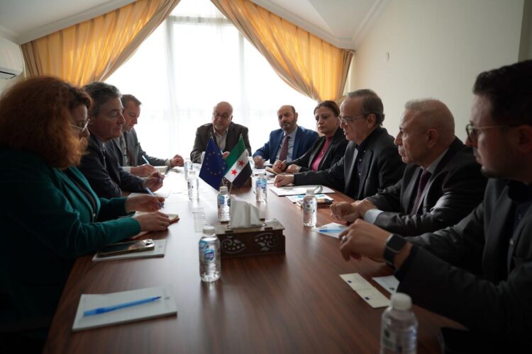 Un Chargé d’Affaires en Syrie : Paris Ouvre Prudemment la Voie à de Nouvelles Relations Diplomatiques