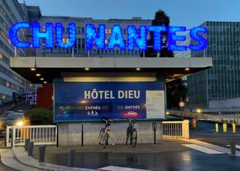 CHU de Nantes: 7,500 Staff Embrace New Roles and Locations!