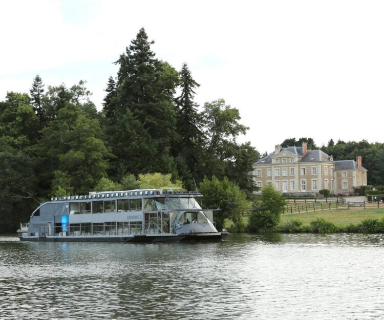 « Hors de question de payer pour Nantes ! » : retour sur la spectaculaire manif de bateaux samedi « Hors de question de payer pour Nantes ! » : retour sur la spectaculaire manif de bateaux samedi
