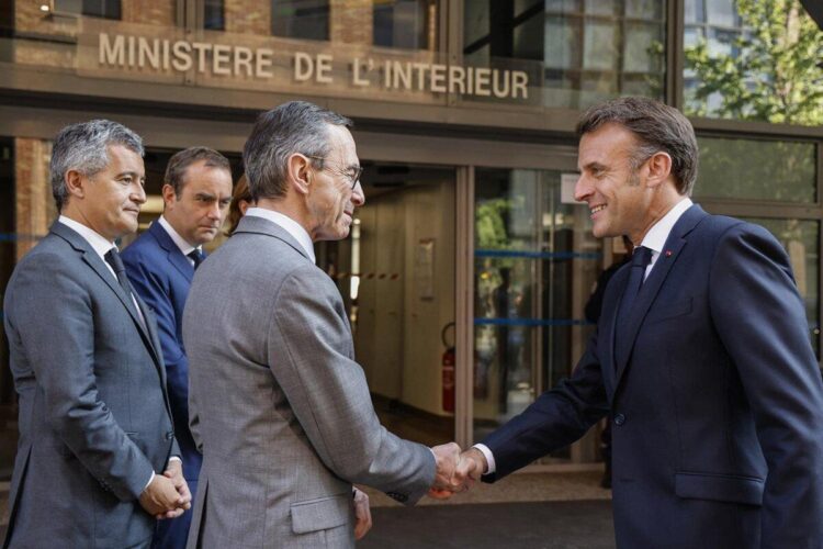 Frères musulmans : le recteur de la Grande Mosquée de Lyon brise le silence et lance un message percutant Frères musulmans : le recteur de la Grande Mosquée de Lyon brise le silence et lance un message percutant