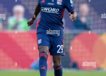 Griedge Mbock Nommée Nouvelle Capitaine de l’Équipe de France en Foot, Succédant à Wendie Renard