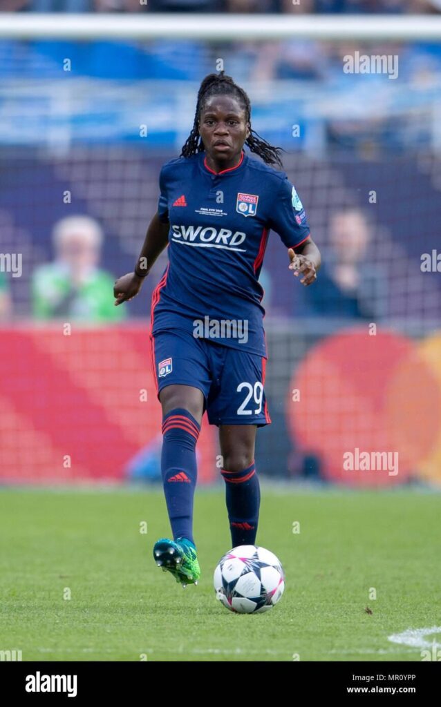 Griedge Mbock Nommée Nouvelle Capitaine de l’Équipe de France en Foot, Succédant à Wendie Renard
