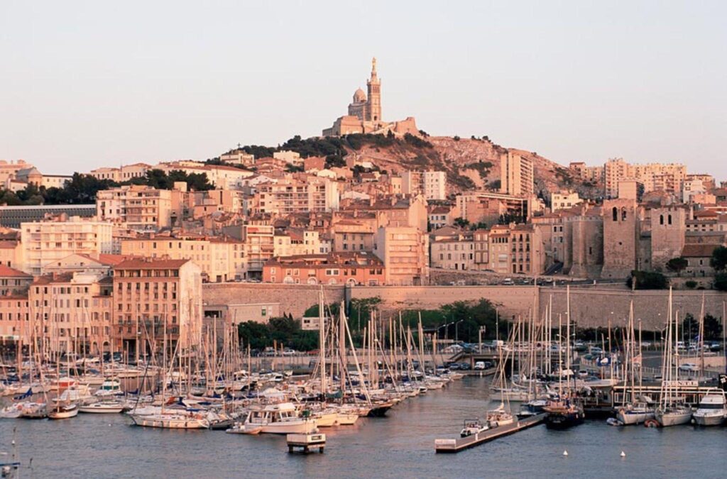 Marseille : une opération choc démantèle un vaste réseau de voitures volées