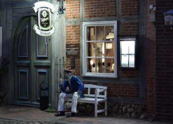 « « On essayait juste de survivre » : un gardien de stade et son fils violemment agressés par des joueurs à Marseille »