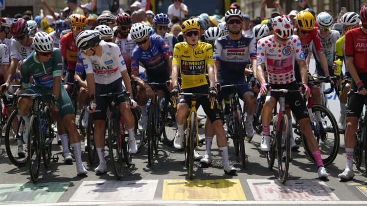 Beauval Joins the Tour de France Journey to Champion Biodiversity Beauval Joins the Tour de France Journey to Champion Biodiversity