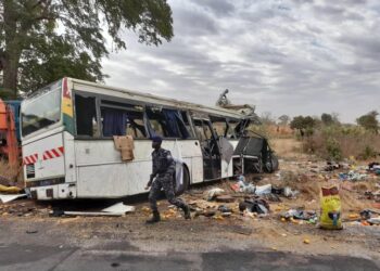 Conducteur de bus grièvement blessé après une violente collision à Bordeaux