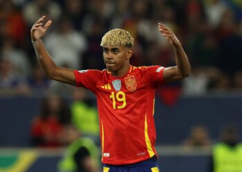 Lamine Yamal taquine l’équipe de France avant la demi-finale de la Ligue des Nations