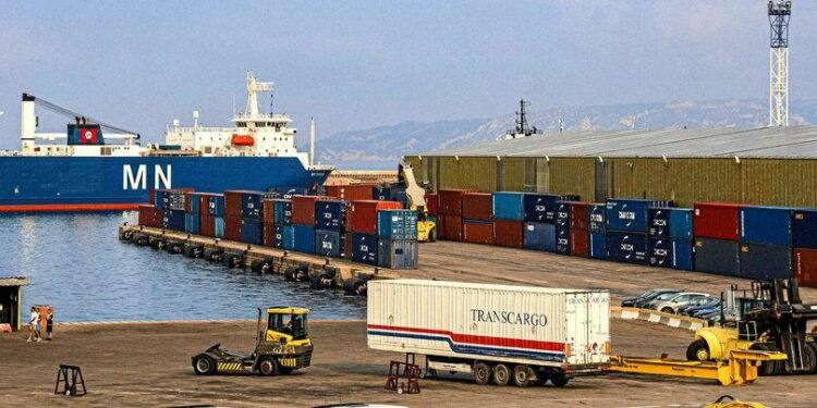 Les dockers de Fos persistent à bloquer l’exportation d’équipements militaires français vers Israël