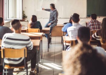 À Nantes, les enseignants mobilisés pour instaurer la semaine scolaire de 4 jours