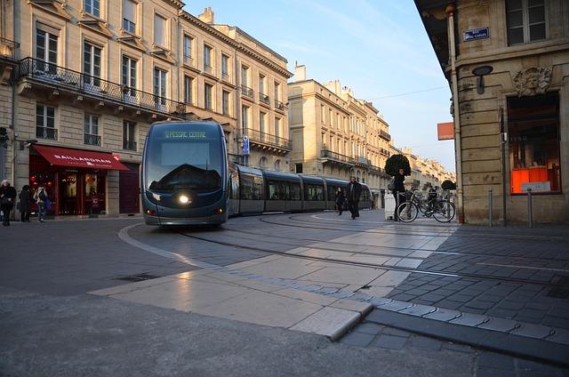 Bordeaux : Découvrez La Cour de Nana, le restaurant porté par des femmes réfugiées syriennes Bordeaux : Découvrez La Cour de Nana, le restaurant porté par des femmes réfugiées syriennes