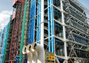 Unveiling the Titanesque Transformation of Paris’s Centre Pompidou: A Monumental Makeover