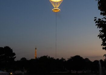 Le retour spectaculaire de la vasque olympique à Paris : horaires, accès et points de vue à ne pas manquer