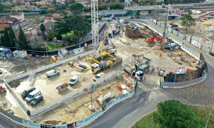 Spectaculaire effondrement du plancher d’une maison en plein cœur de Toulouse à cause des travaux de la future ligne C