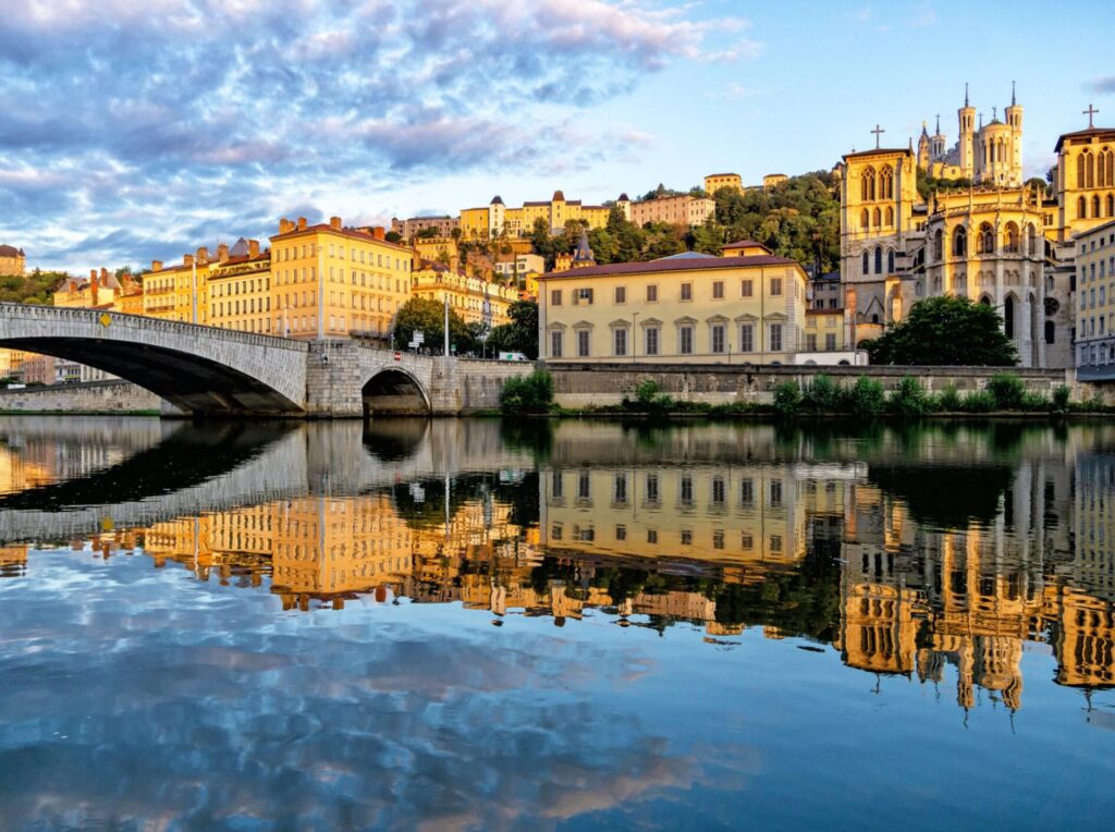 Lyon, ville la plus chaude de France : les gestes essentiels à adopter pour rester au frais