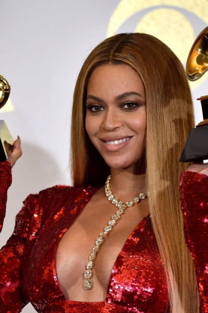 Beyoncé enflamme le Stade de France avec un concert XXL mêlant spectacle grandiose et engagement militant