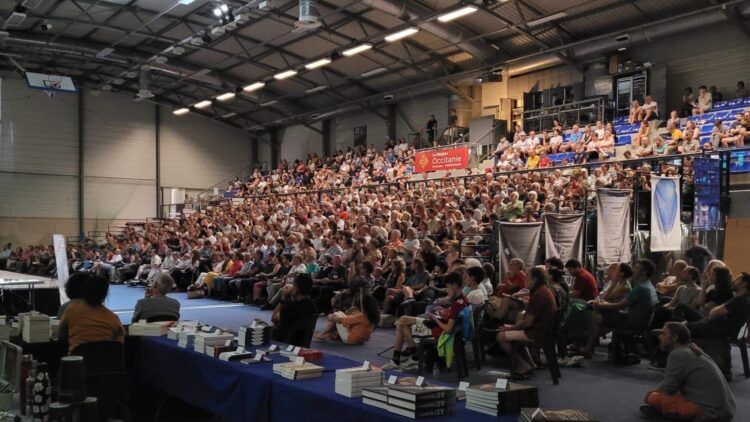 Le militant qui a fait sensation en perturbant l’arrivée du Tour de France à Toulouse arrêté : ce que l’on sait sur lui