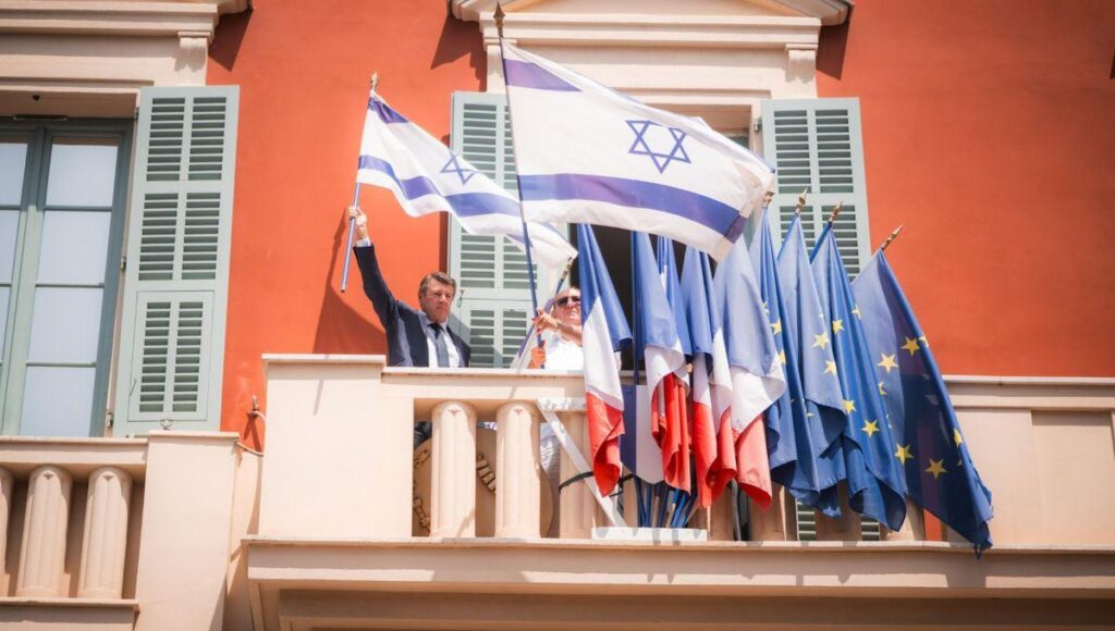 Nice Takes Down Israeli Flags from City Hall After Court Decision