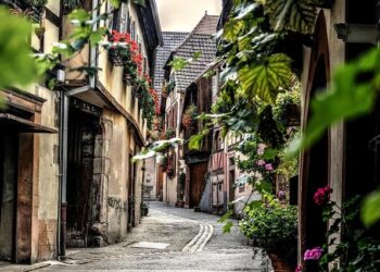 Colmar et Strasbourg : Découvrez pourquoi ces villes sont les plus photogéniques de France sur Instagram et TikTok Colmar et Strasbourg : Découvrez pourquoi ces villes sont les plus photogéniques de France sur Instagram et TikTok