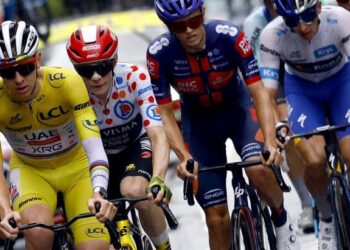 Tour de France Étape 21 : Ne manquez pas les horaires de passage de la caravane de Mantes-la-Ville à Paris !