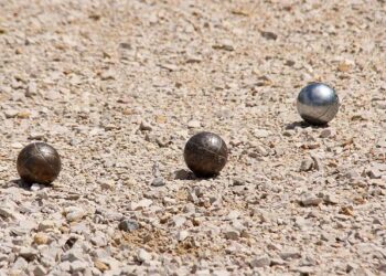 Epic Pétanque Showdown in Nice: Rocher and Durk Dominate as Montoro and France Exit