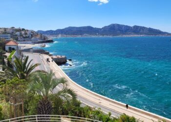 Blazing Inferno Endangers Marseille, France’s Vibrant Coastal Hub