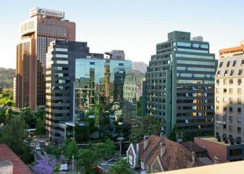 French Commercial Real Estate Booms with Over €5.8 Billion Invested in First Half of 2025