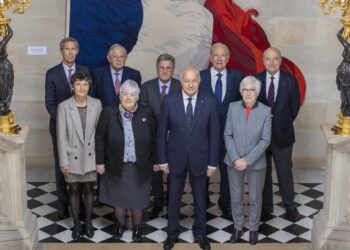 Le Conseil constitutionnel valide la réforme du scrutin municipal à Paris, Lyon et Marseille