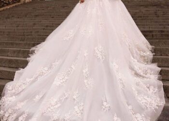 En Grèce, les mariages de rêve font vibrer l’économie des îles des Cyclades