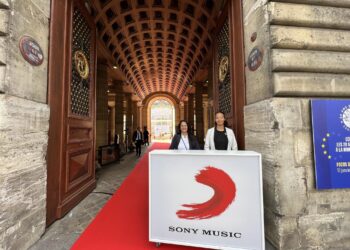 Sony Music France Dominates the Charts with a Year of Unstoppable Hits!