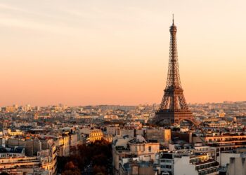 Plongez dans l’ambiance vibrante du festival « Oh les beaux jours ! » à Marseille avec France Culture
