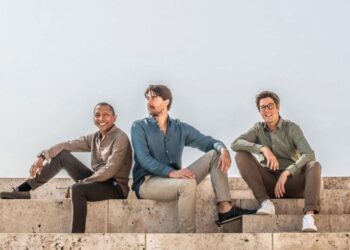 Immerse Yourself in the Enchanting Sounds of Triosence’s « Lale Minna